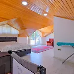 ヴィラ Calista Plaja Yakin Oezel Havuzlu Luex *