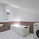 Calista Plaja Yakin Oezel Havuzlu Luex * Fethiye
