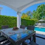 Calista Plaja Yakin Oezel Havuzlu Luex Villa Fethiye
