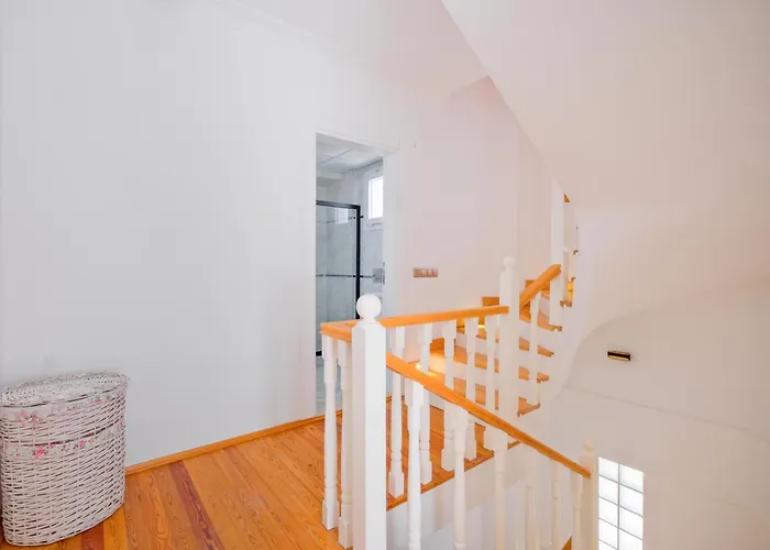 çalışta Plaja Yakın özel Havuzlu Lüx *